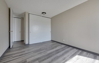 Strathcona House 1204 10883 Saskatchewan Dr - SUR 1 Bed Apartment for Rent - Photo Gallery 2
