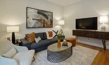 Comfortable living room layout | Monroe Aberdeen Place - Photo Gallery 4
