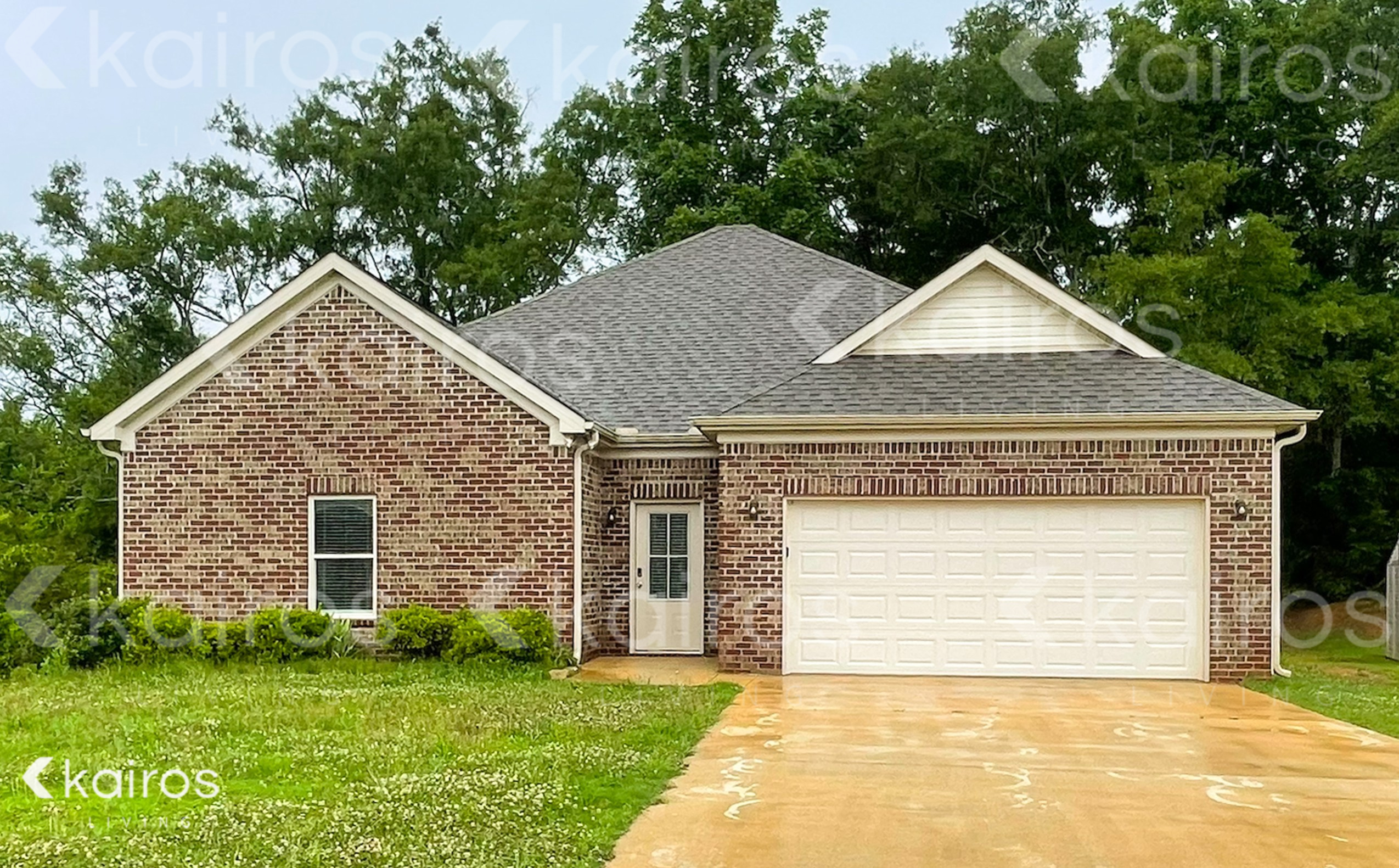 284 Elm Way 3 Beds Apartment for Rent