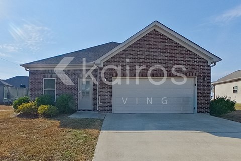 15 Hawk Ln 4 Beds Apartment for Rent