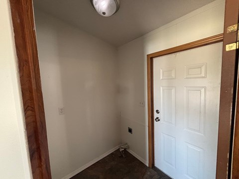 18039 Underwood Dr (19) 3 Beds Apartment for Rent