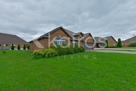 122 Cottonwood Dr 4 Beds Apartment for Rent