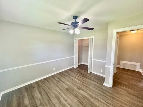 15 West Golden Strip Drive 4 Beds Apartment for Rent