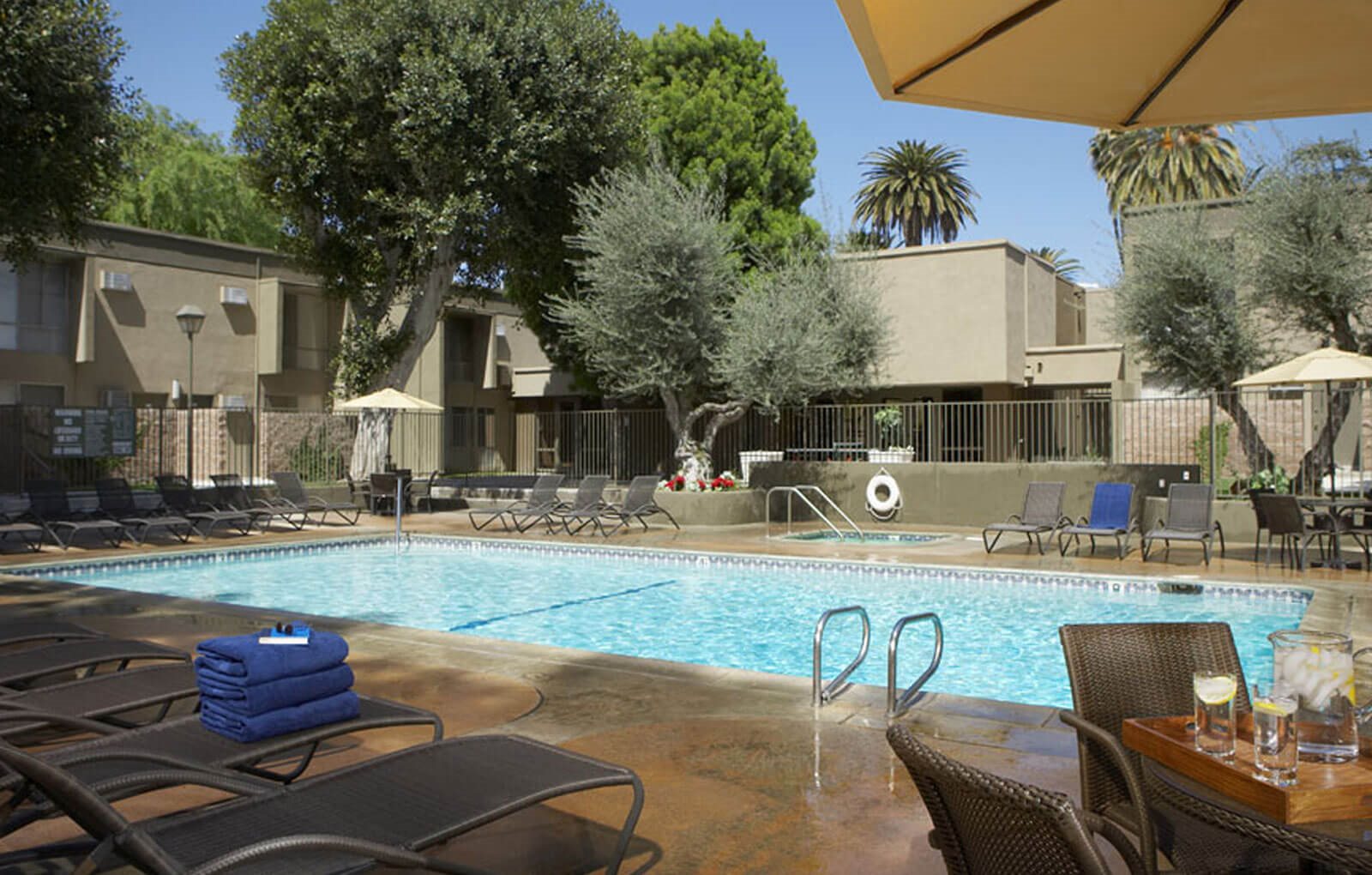 Concord Square Apartments Apartments in Reseda, CA