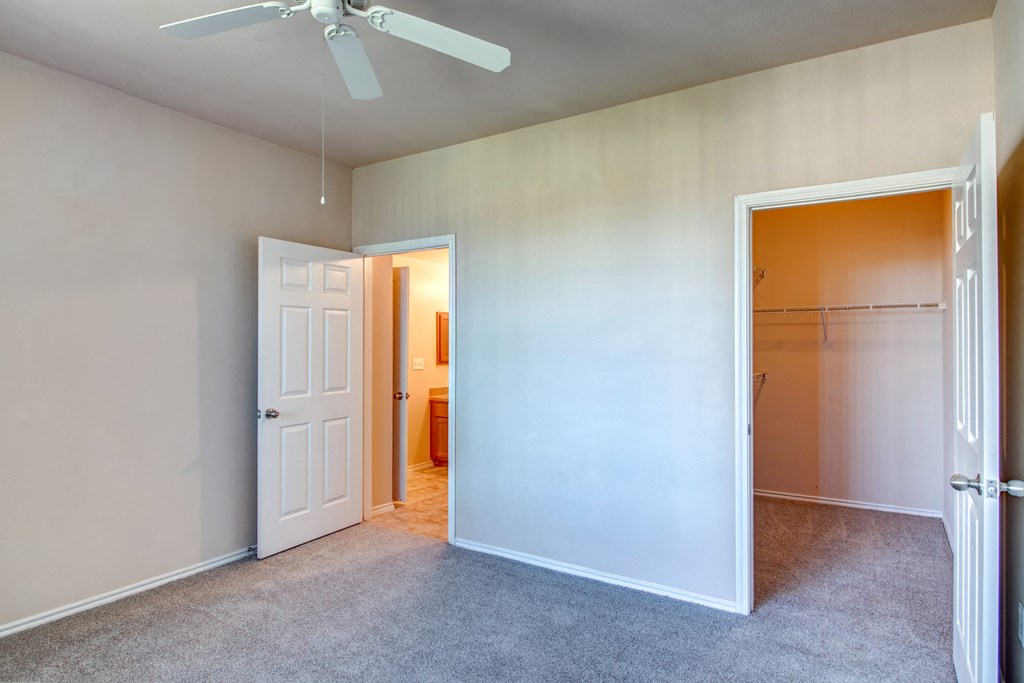 Rosemont at Mayfield Villas Apartments Bedroom and Closet
