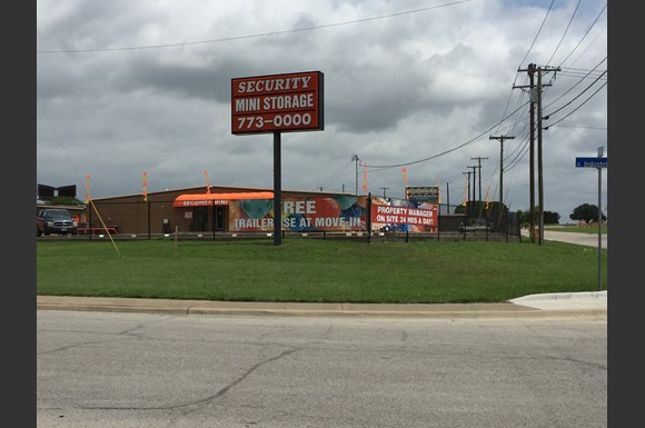 Security Mini Storage North At 502 Industrial Boulevard Temple Rentcafe
