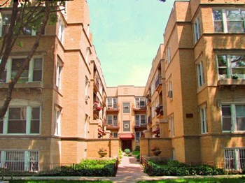 1104 West Columbia Avenue Studio-2 Beds Apartment for Rent