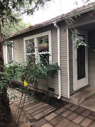 1319-1321 Sycamore St. Studio Apartment for Rent