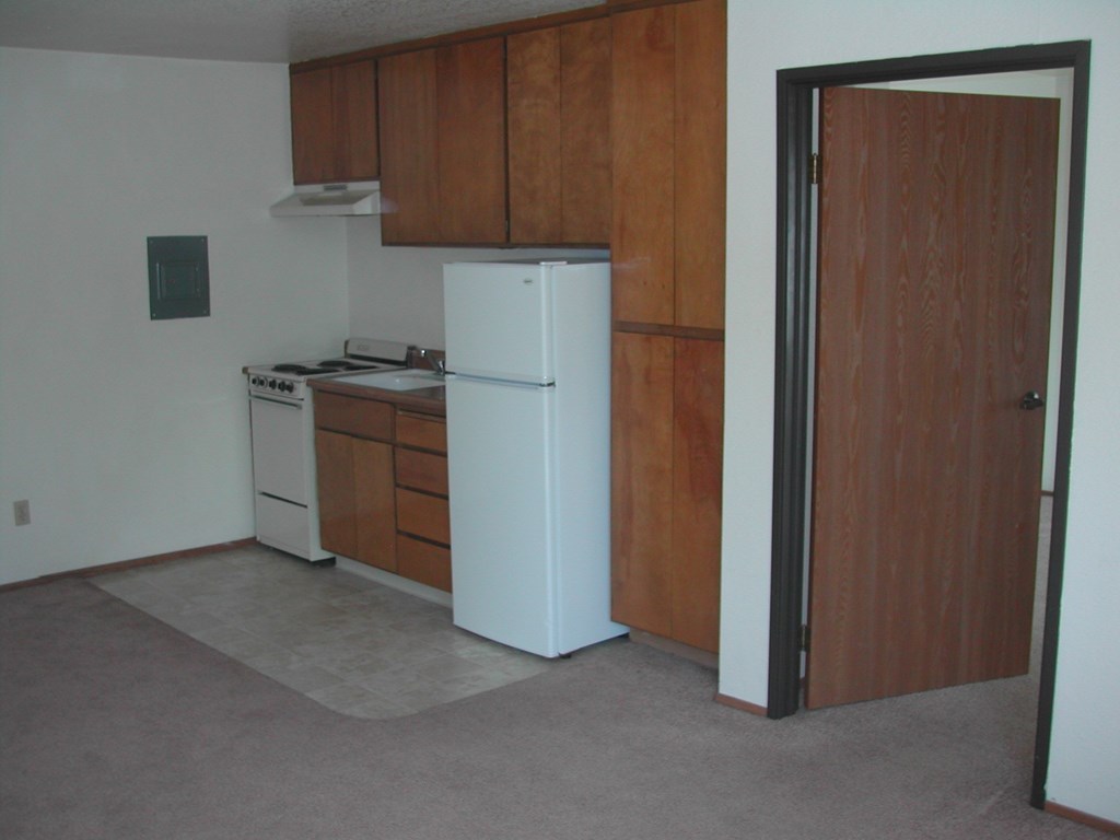 Locust Square Apartments