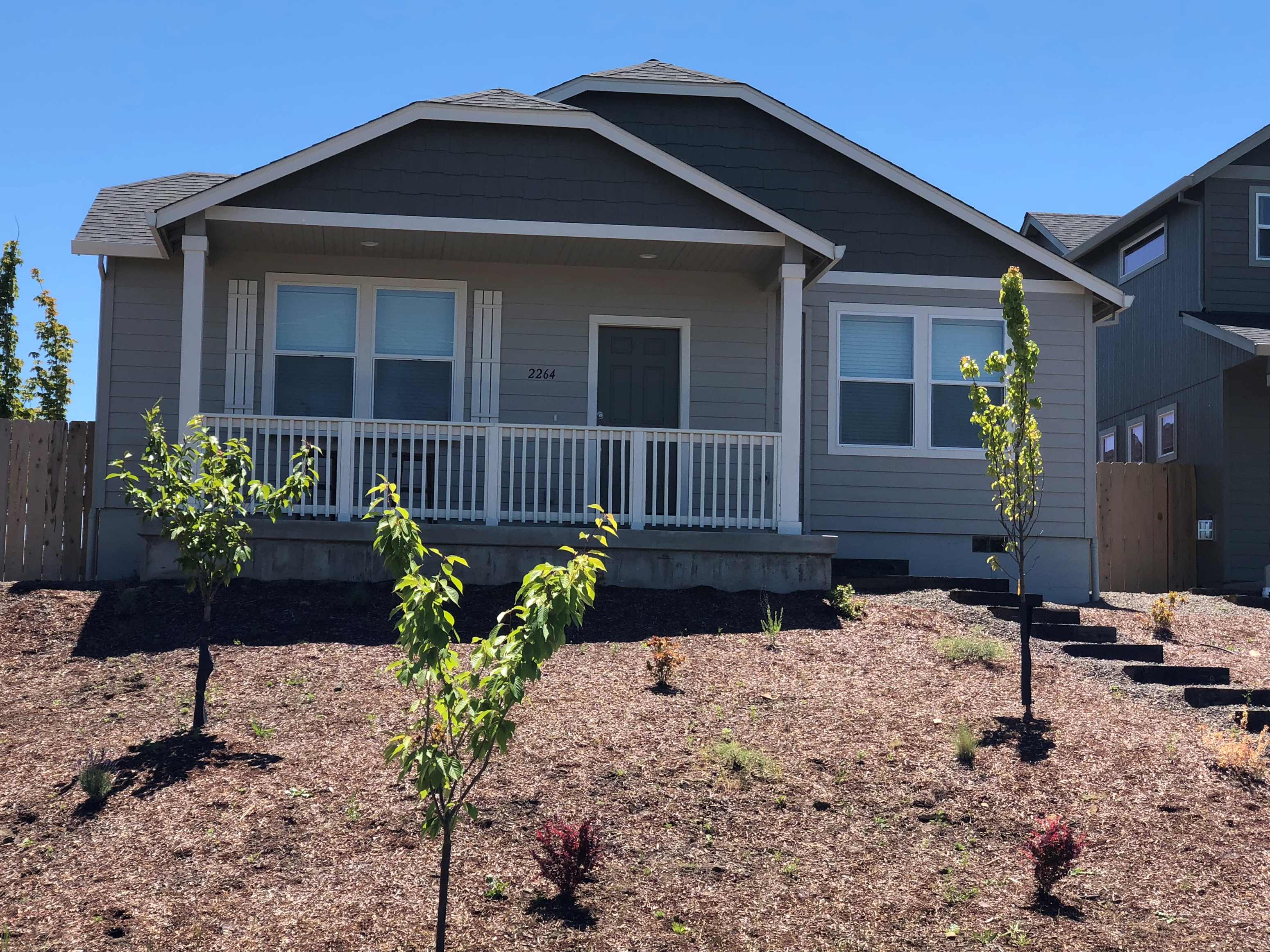 houses for rent that allow large dogs