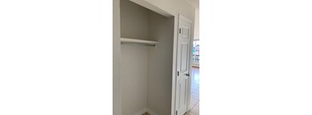 2 Bedrooms, 1 Bathroom