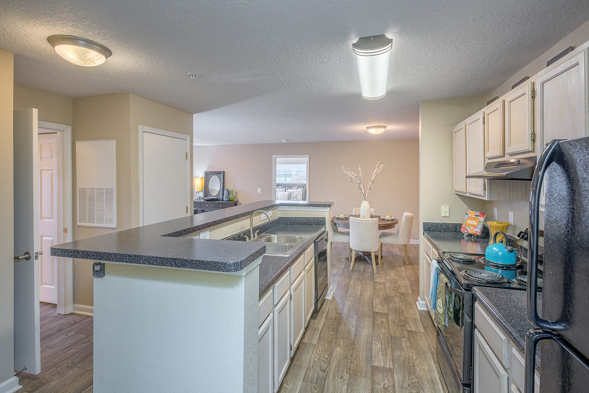 Southpoint Crossing | Apartments in Durham, NC | Home