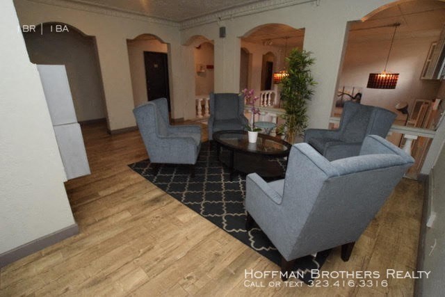 959 Gramercy Place