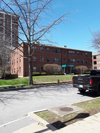 721 Westwood Drive 2 Beds Apartment for Rent
