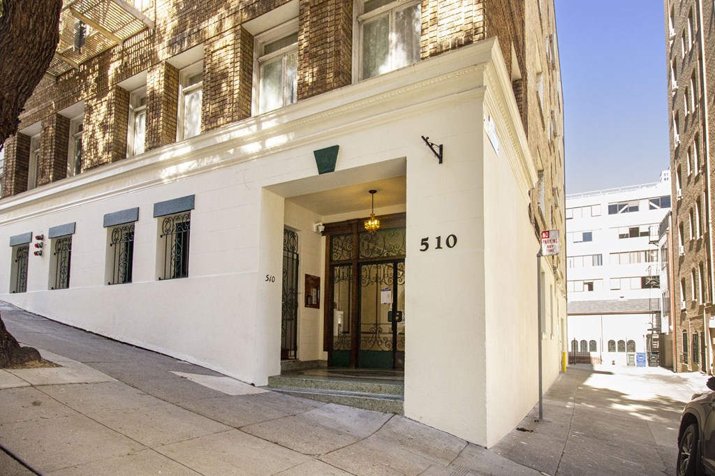 A white building with the number 510 on it.