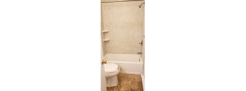 Studio, 1 Bathroom