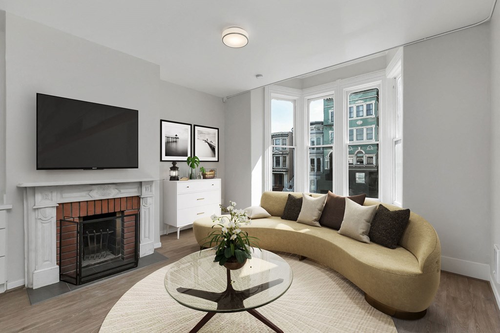 1720 GOLDEN GATE Apartments