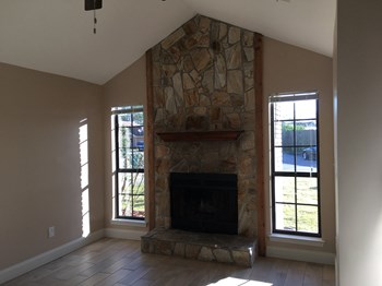 2128 Wilderness Path 3 Beds House for Rent - Photo Gallery 4