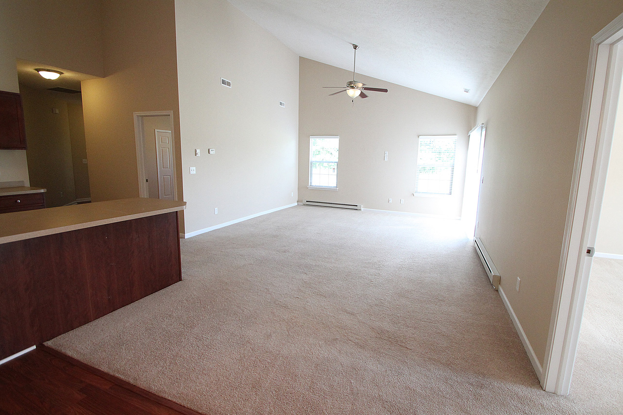 Living area in 2477 Waterford Pointe