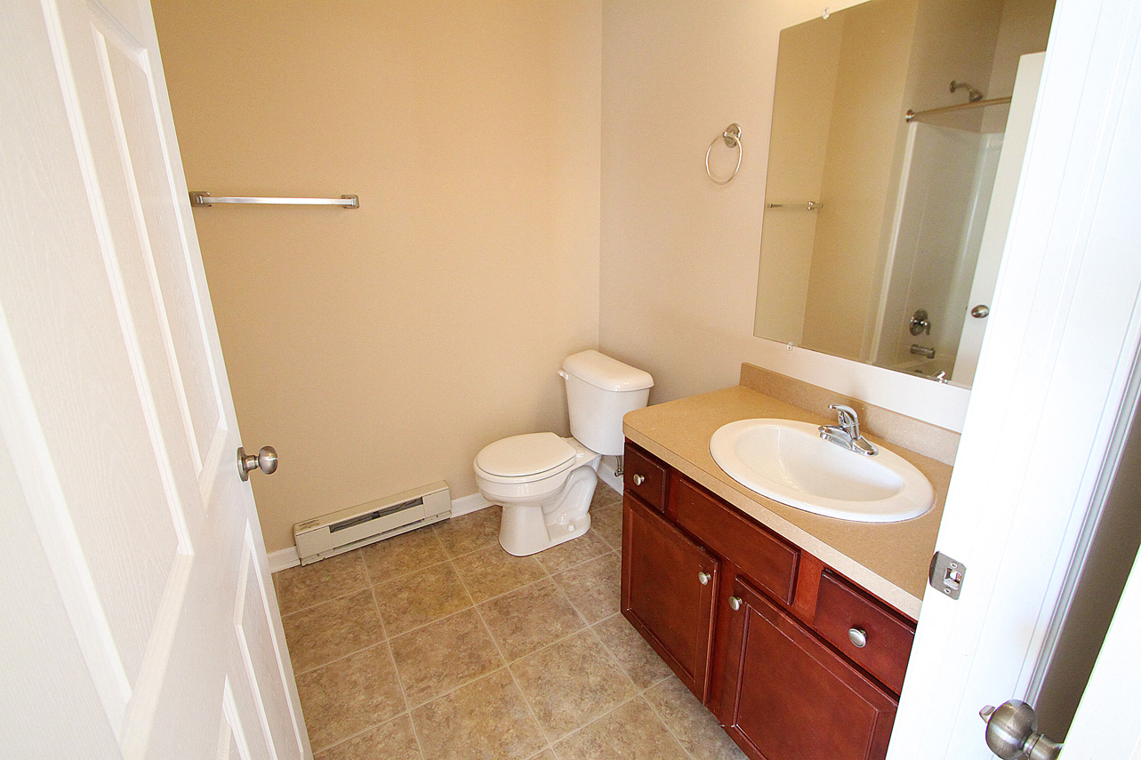 2477 Waterford Bathroom