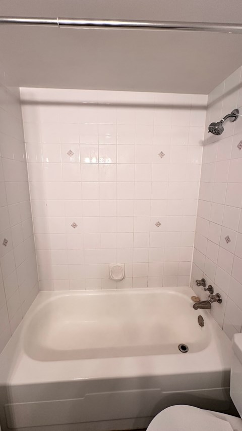 615 57 Avenue Southwest 1-2 Beds Apartment for Rent - Photo Gallery 9