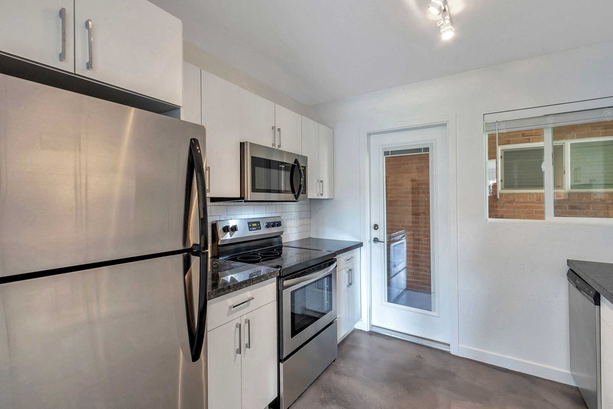 Idle Hours Apartments