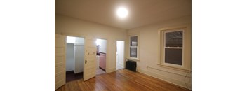 APT #7 - studio, 1 bath