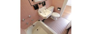 Apt #19 - studio, 1 bath