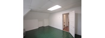 Apt #4 - 1-bed, 1 bath