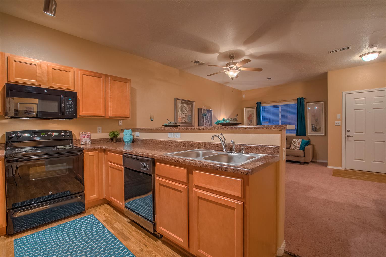 Diamond Mesa Apartments in Albuquerque, NM