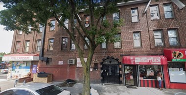 89-02 Northern Blvd, Apartments 3 Beds Apartment for Rent