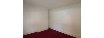 2 Bedrooms, 1 Bathroom