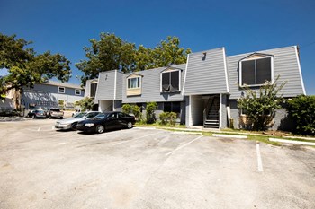 1714 Patton Lane Studio-3 Beds Apartment for Rent - Photo Gallery 3