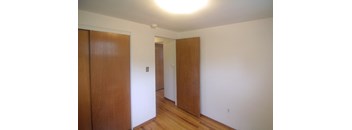 2 Bedrooms, 1 Bathroom