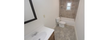 4/3 2500 sqft