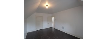 1 Bedroom, 1 Bathroom