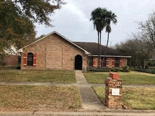9811 Everglades Avenue 3 Beds Apartment for Rent
