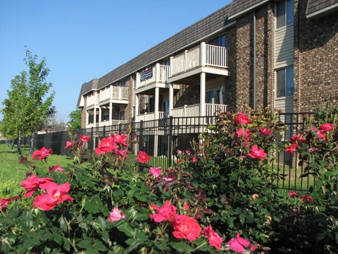 the building where the motel is located