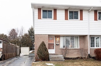 149 Bee Street 3 Beds House for Rent
