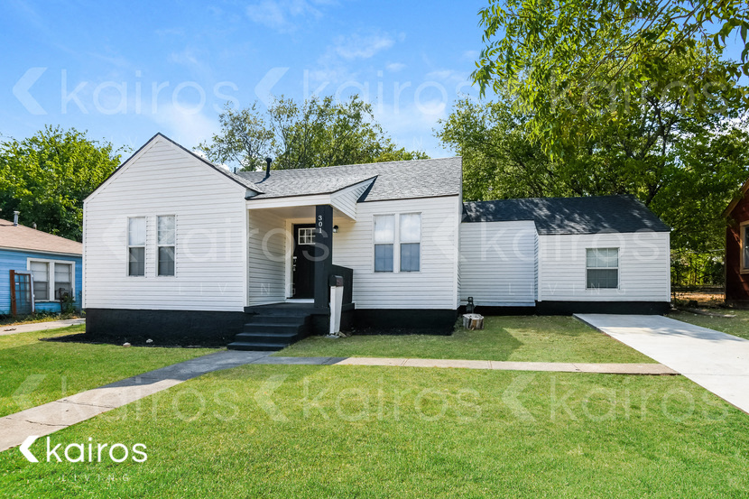 301 NE 32Nd St 3 Beds Apartment for Rent