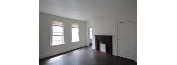 2 Bedrooms, 1 Bathroom