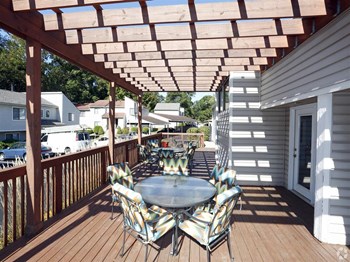 5830 River Wood Dr, 2-3 Beds Apartment, Townhouse for Rent - Photo Gallery 3
