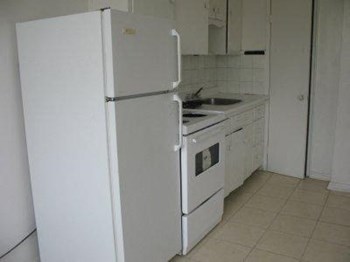 2507 & 2515 Eglinton Avenue W. 2 Beds Apartment for Rent - Photo Gallery 6