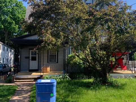 68 Maple Street 3 Beds Apartment for Rent