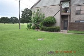 8575 Sands Point Drive 1 Bed Apartment for Rent - Photo Gallery 4