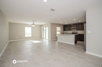 1673 Hideaway Flat St 5 Beds House for Rent - Photo Gallery 3