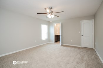 1673 Hideaway Flat St 5 Beds House for Rent - Photo Gallery 7