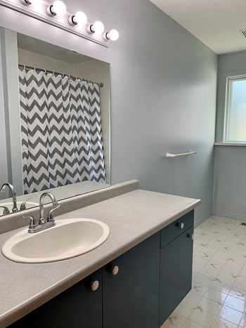 1964 Portage Road 3 Beds Apartment for Rent - Photo Gallery 3