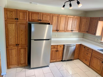 1964 Portage Road 3 Beds Apartment for Rent - Photo Gallery 4