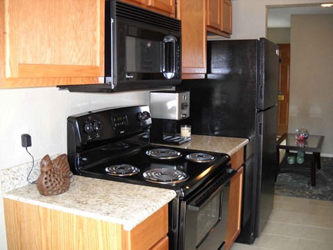 2218 Bordeaux 2 Beds Apartment for Rent - Photo Gallery 9